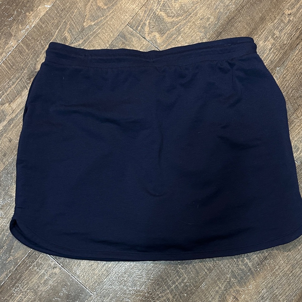 Chico's Navy Blue‎ Weekends Skort Size 2 (Large)
Cotton - Picture 3 of 7